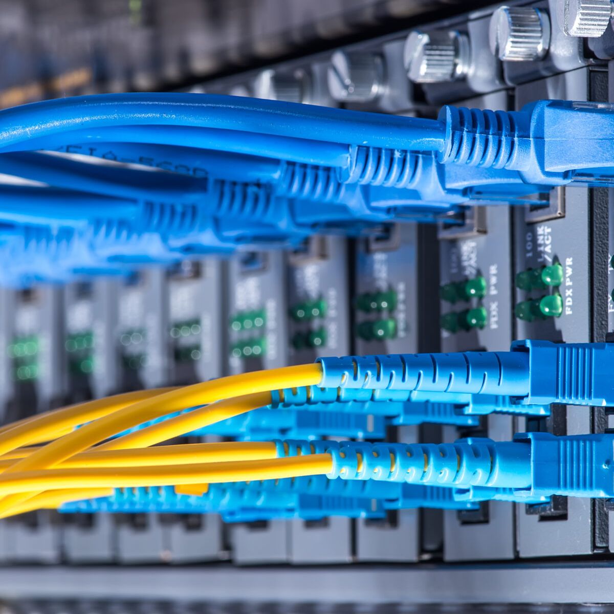 Cables for communication networks