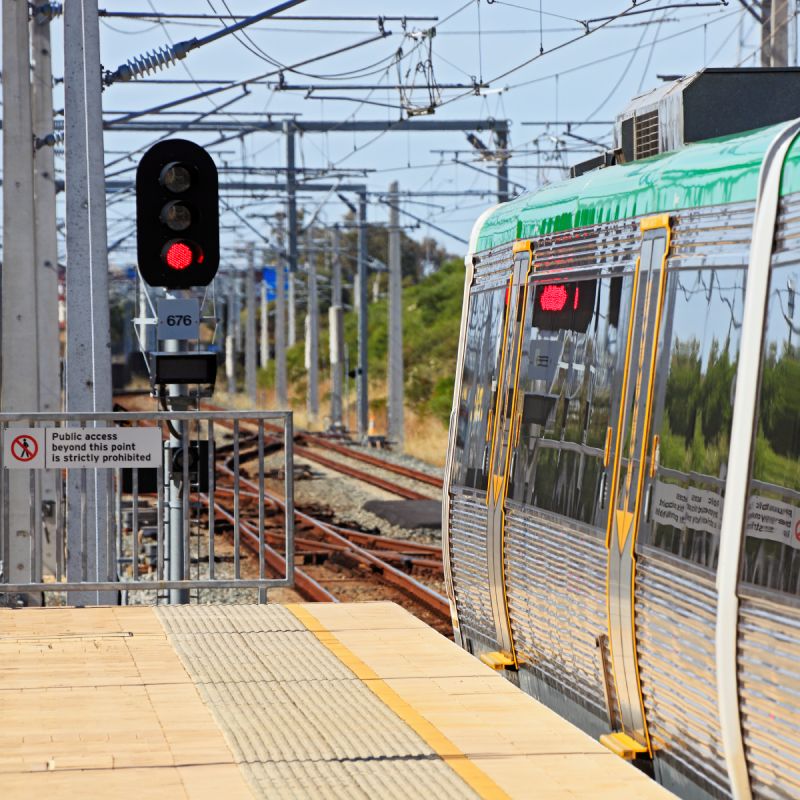 Railway and mobility: Products for power and signal on platform